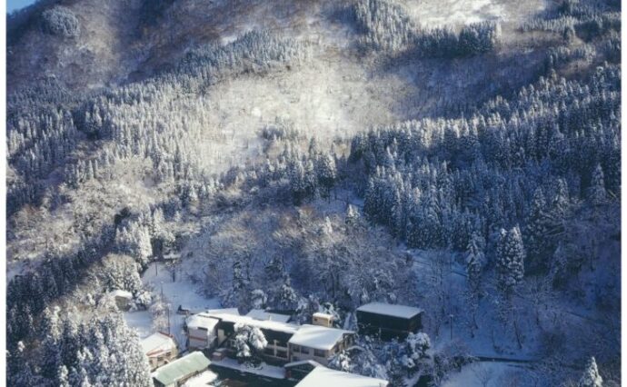 [冬景色] ドローンから撮影された　冬の北原荘